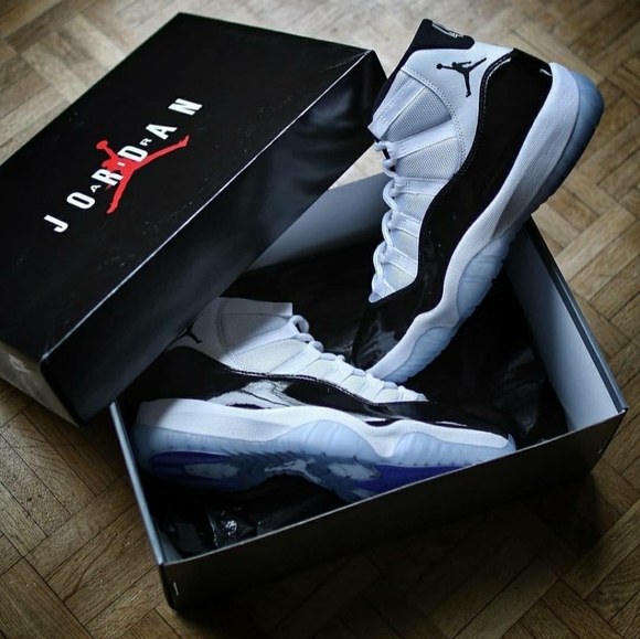 Air Jordan 11 Retro "Concord 2018" - Picture 2 of 8